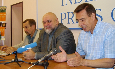  Слева направо: Лев Пономарёв, Гейдар Джемаль, Алексей Кондауров. Фото - Радио Свобода